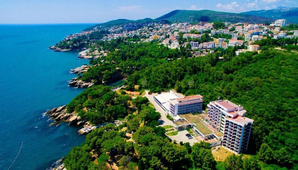 Corpus A - Hotel Albatros Ulcinj Ngoại thất bức ảnh