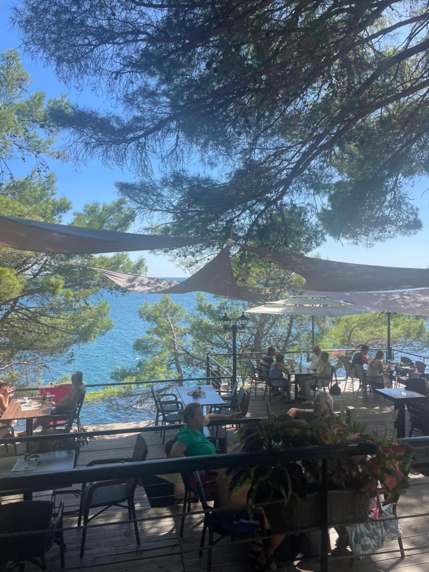 Corpus A - Hotel Albatros Ulcinj Ngoại thất bức ảnh